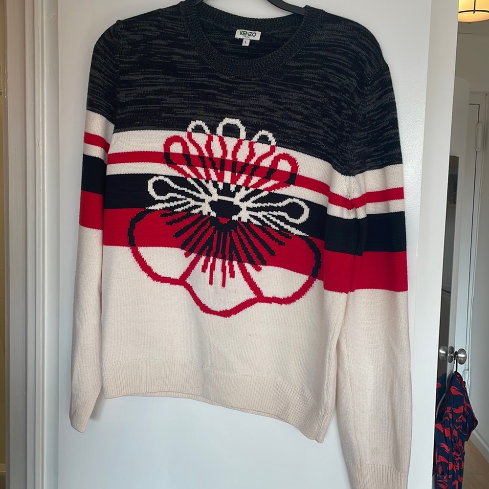 Kenzo sweater. Size L.